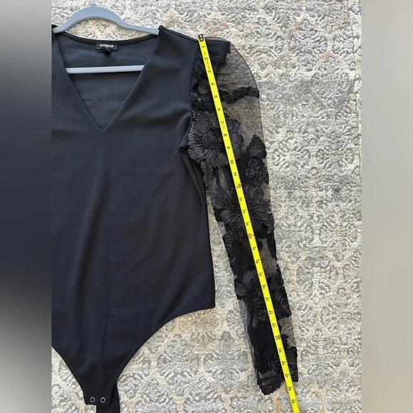 EXPRESS bodysuit top Size L - Picture 5 of 9